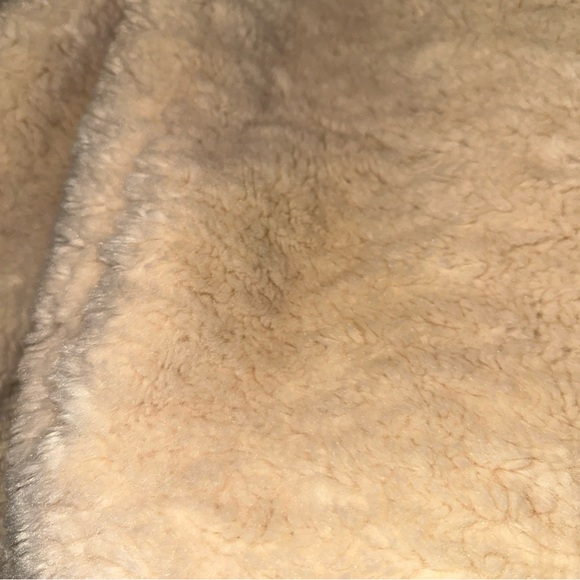 Banana Republic Women’s Collarless Cozy Cream/Ivory Sherpa Jacket Size M Pockets - Picture 7 of 12